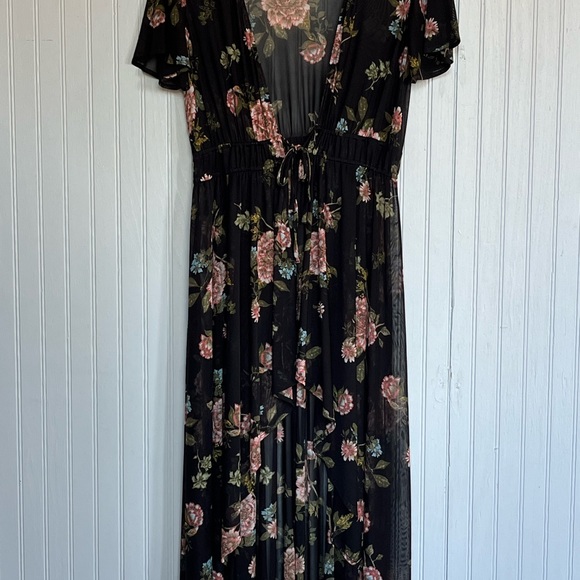 American Rag Coverup - Picture 2 of 6